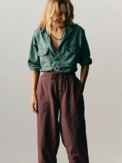 Women Imogene + Willie the ventura chore pant in dark mauve