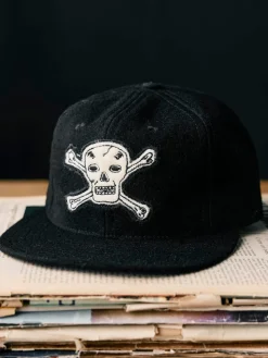 Women Imogene + Willie the wool "hellcats" cap in black