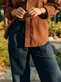 Women Imogene + Willie ventura chore pant in navy