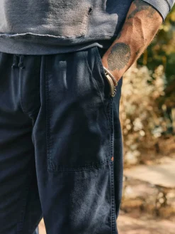 Imogene + Willie ventura chore pant in navy